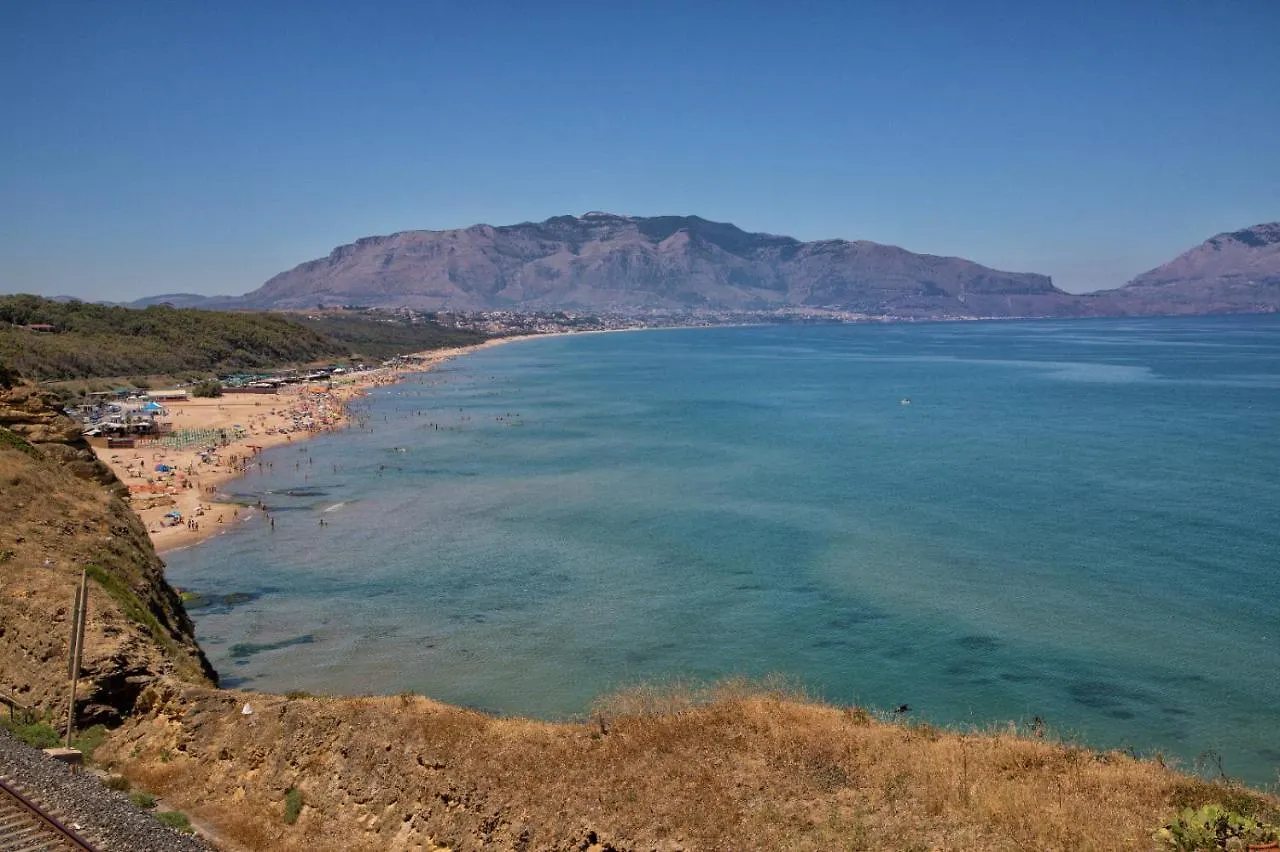 Alta Marea Sea Apartments Balestrate Italia